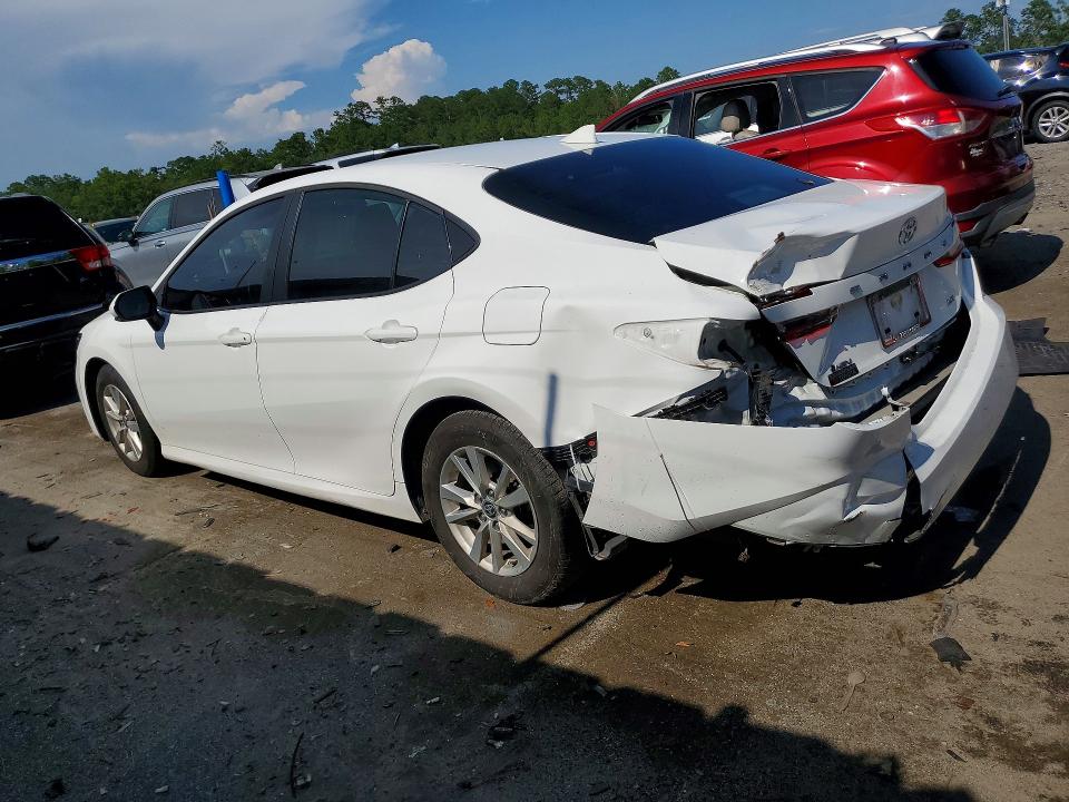 Photo 2 from auction – 2025 TOYOTA CAMRY with VIN 4T1DAACK6SU065475