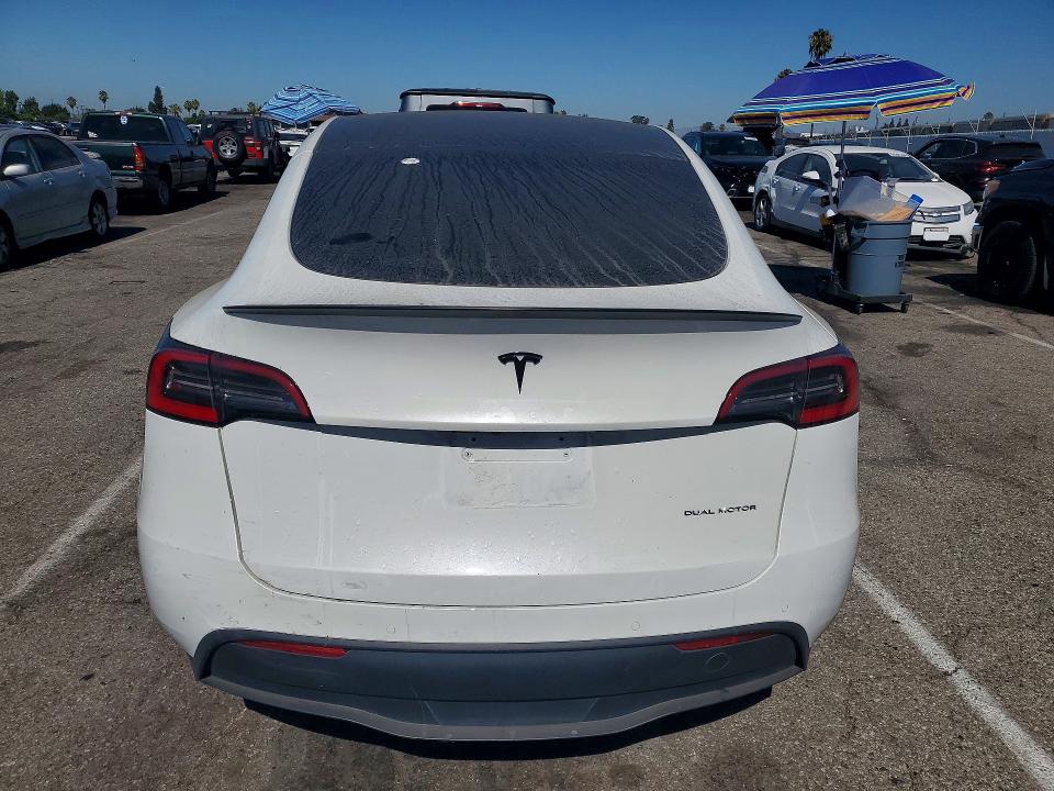 Photo 6 from auction – 2020 TESLA MODEL Y with VIN 5YJYGDEE9LF049469