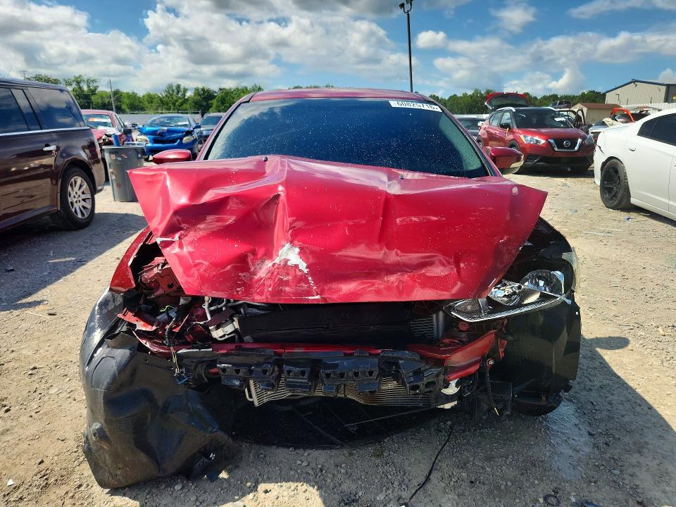 Photo 5 from auction – 2017 FORD FOCUS with VIN 1FADP3F24HL321000