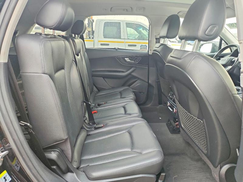 Photo 10 from auction – 2017 AUDI Q7 with VIN WA1VAAF71HD048456
