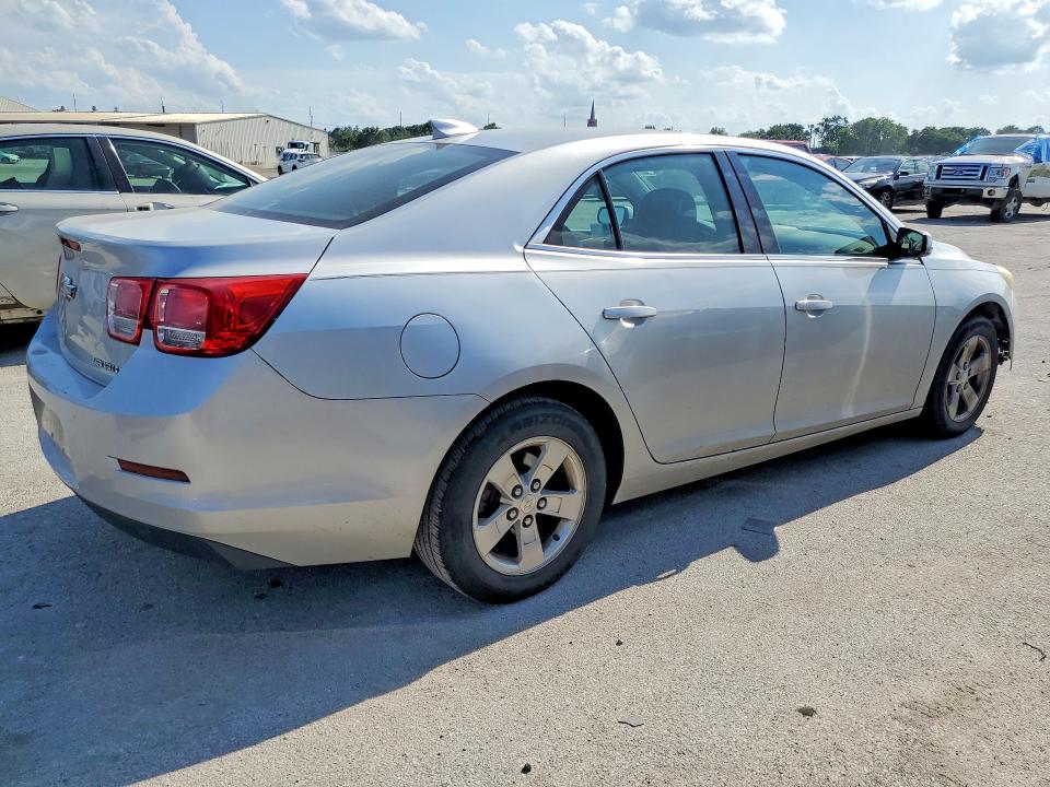 Photo 3 from auction – 2015 CHEVROLET MALIBU with VIN 1G11C5SLXFF101450