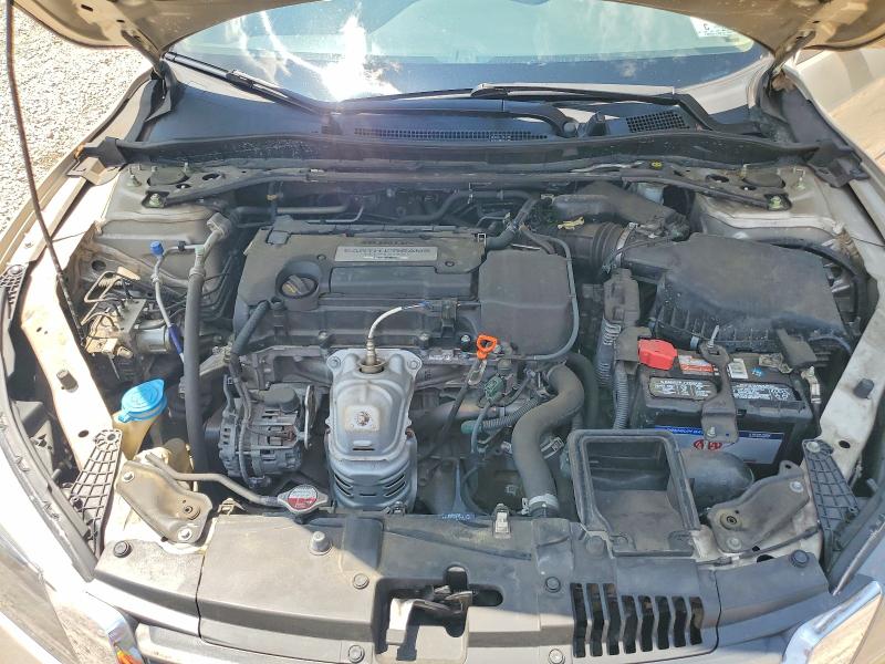Photo 11 from auction – 2015 HONDA ACCORD with VIN 1HGCR2F73FA049037