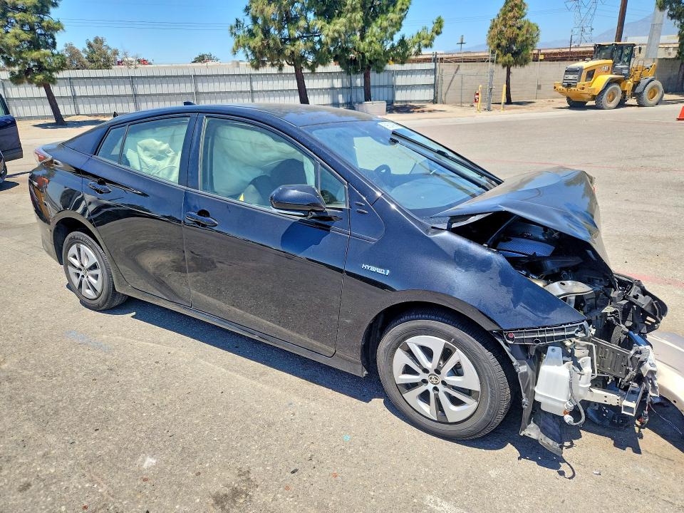 Photo 4 from auction – 2017 TOYOTA PRIUS with VIN JTDKBRFU4H3053912