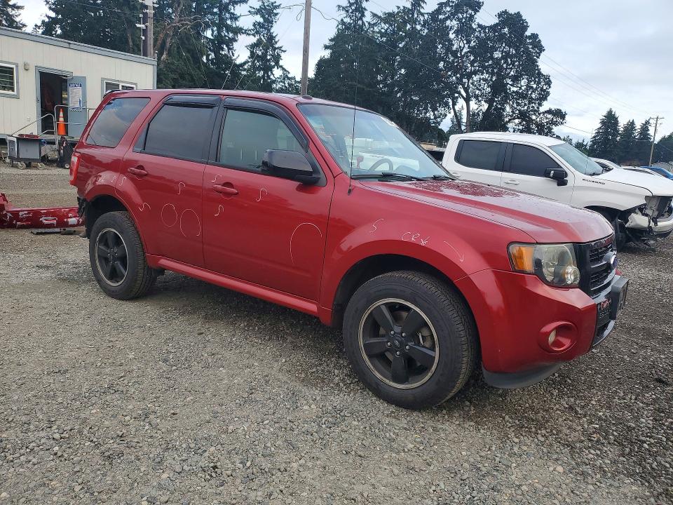 Photo 4 from auction – 2012 FORD ESCAPE with VIN 1FMCU0DG4CKB73260