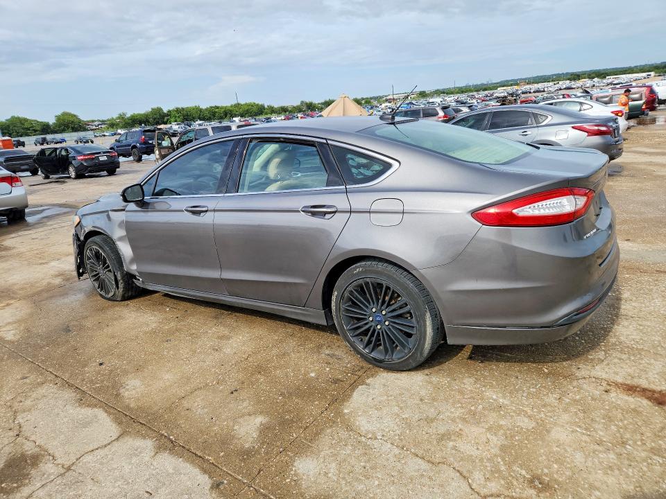 Photo 2 from auction – 2014 FORD FUSION with VIN 3FA6P0HDXER329038