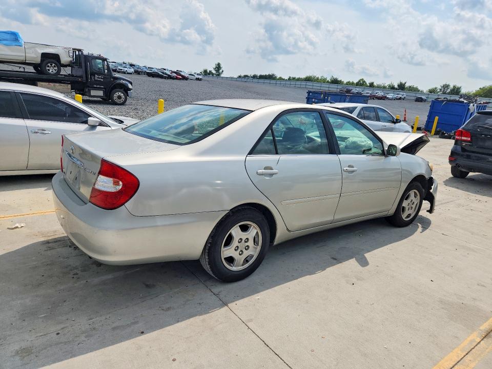 Photo 3 from auction – 2003 TOYOTA CAMRY with VIN 4T1BE32K23U688487