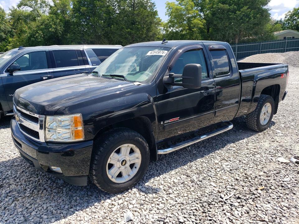 CHEVROLET SILVERADO 2007 with VIN 2GCEC19Y171680212 - Photo from auction