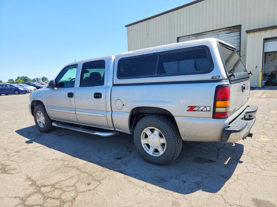 Photo 2 from auction – 2004 GMC NEW SIERRA with VIN 2GTEK13T841344391