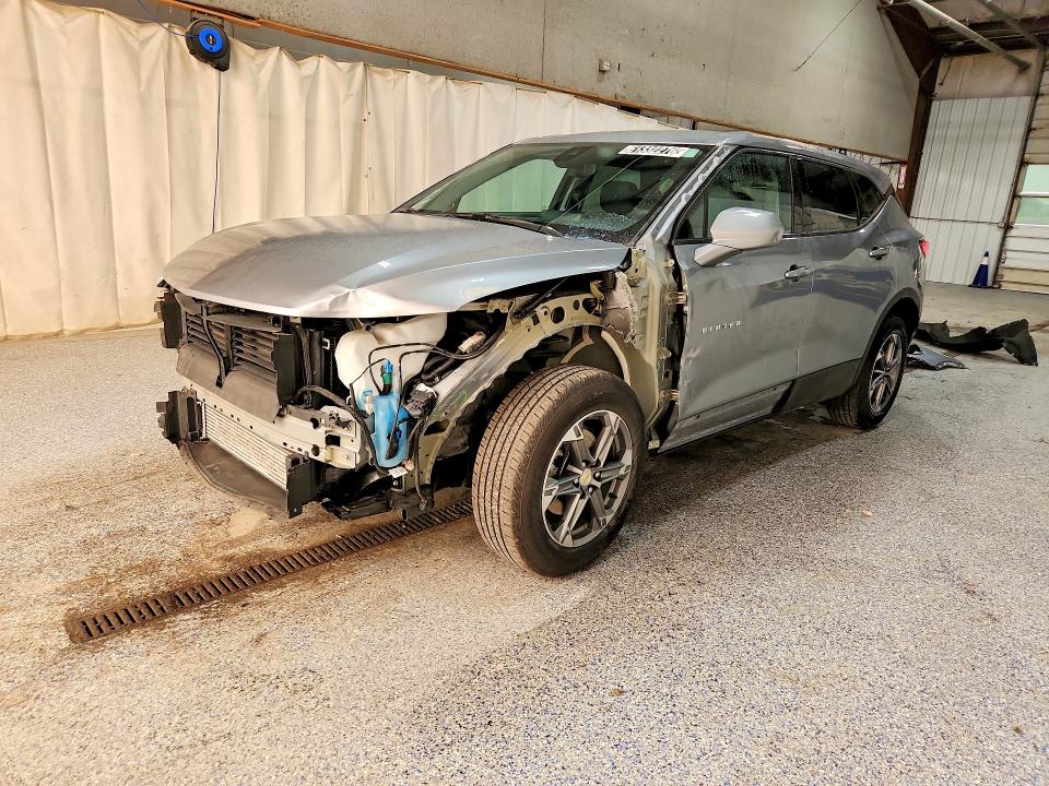CHEVROLET BLAZER 2025 with VIN 3GNKBCR40SS238198 - Photo from auction
