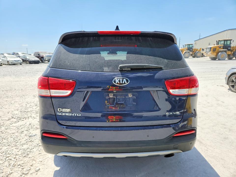 Photo 6 from auction – 2016 KIA SORENTO with VIN 5XYPHDA52GG132822