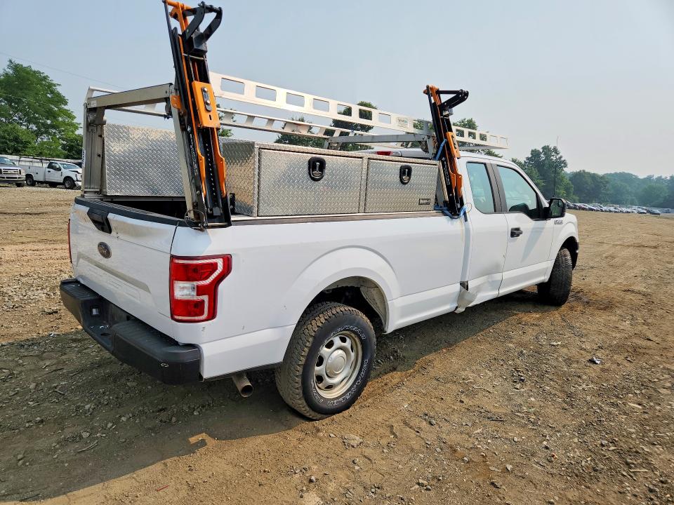 Photo 3 from auction – 2019 FORD F150 with VIN 1FTFX1E45KKF24534