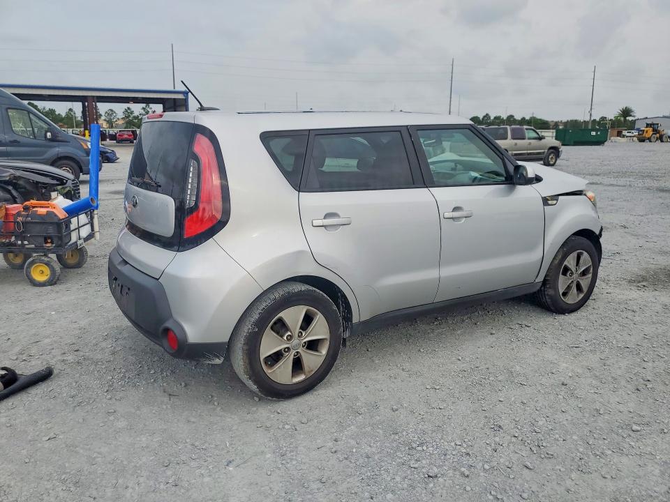 Photo 3 from auction – 2014 KIA SOUL with VIN KNDJN2A25E7702184