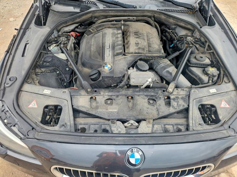 Photo 11 from auction – 2015 BMW 535 with VIN WBA5B3C51FD540013
