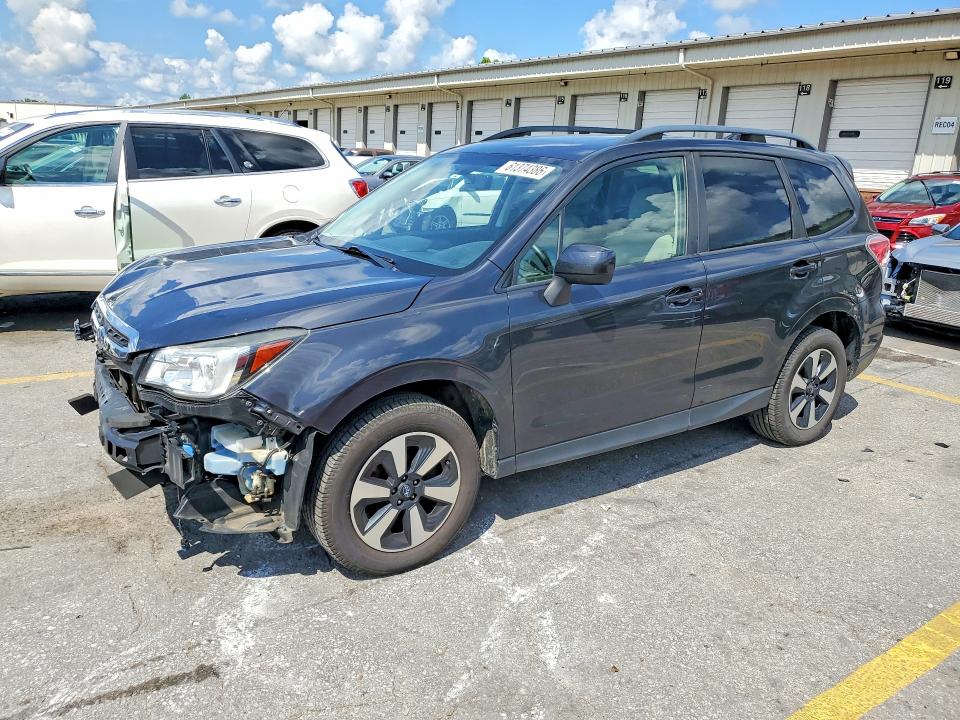 SUBARU FORESTER 2017 with VIN JF2SJAGC5HH571638 - Photo from auction
