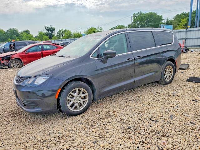 CHRYSLER PACIFICA 2017 with VIN 2C4RC1DGXHR502219 - Photo from auction