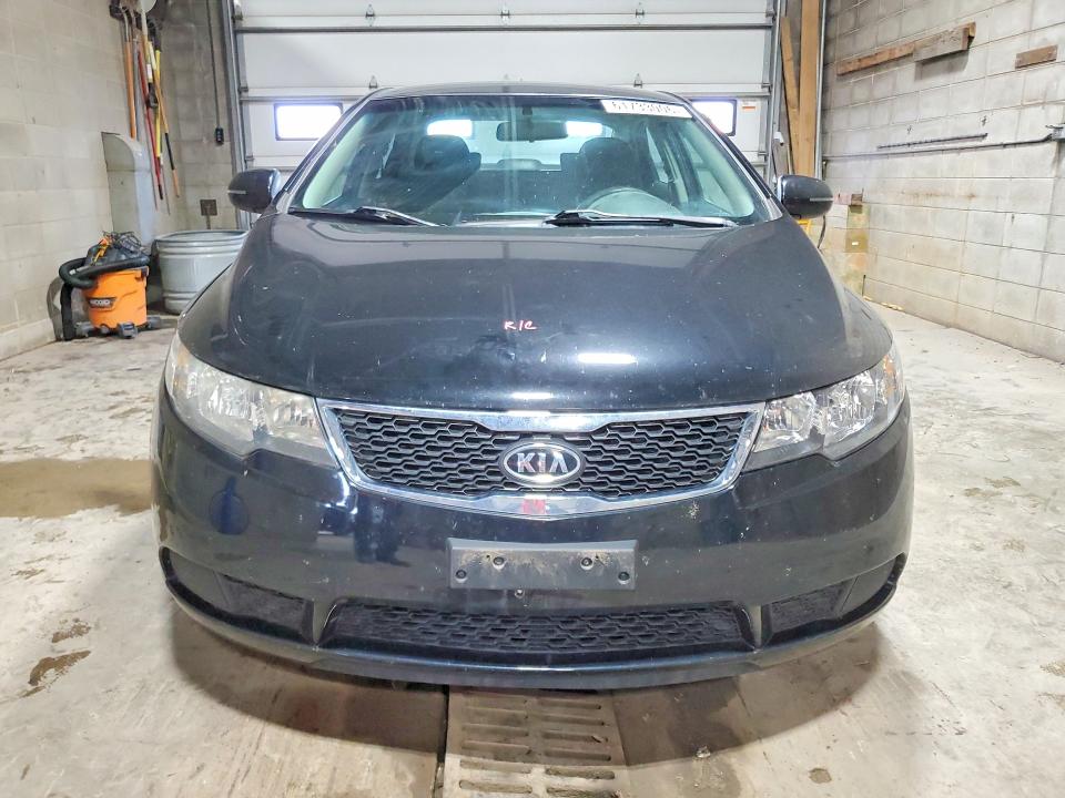 Photo 5 from auction – 2013 KIA FORTE with VIN KNAFU4A29D5709828