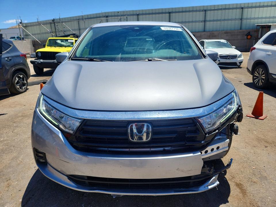 Photo 5 from auction – 2023 HONDA ODYSSEY with VIN 5FNRL6H66PB033901