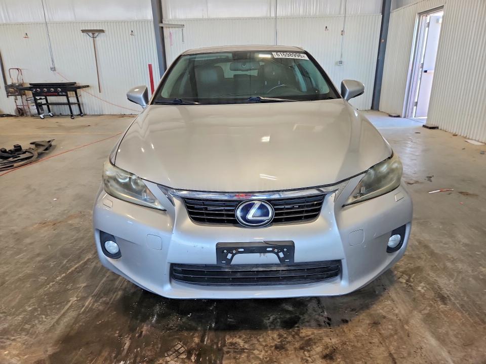 Photo 5 from auction – 2011 LEXUS CT with VIN JTHKD5BH8B2006602