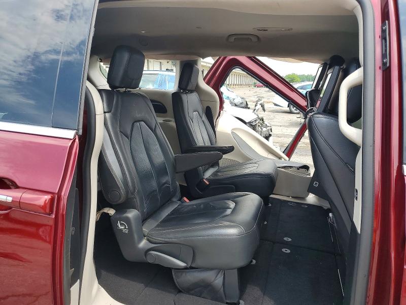 Photo 11 from auction – 2017 CHRYSLER PACIFICA with VIN 2C4RC1EG2HR614432