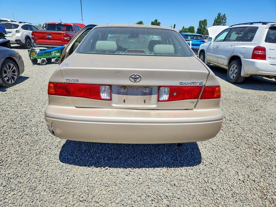 Photo 6 from auction – 2000 TOYOTA CAMRY with VIN JT2BF22K6Y0284708