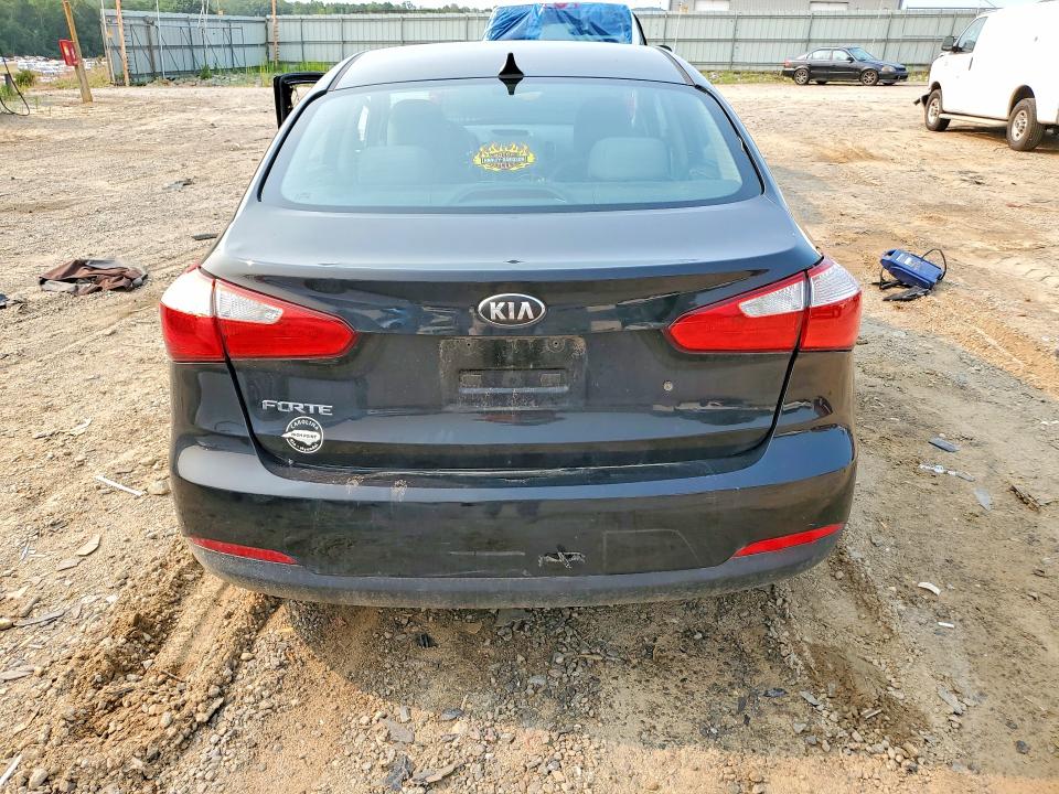 Zdjęcie 6 z aukcji – 2015 KIA FORTE z VIN KNAFK4A63F5423355