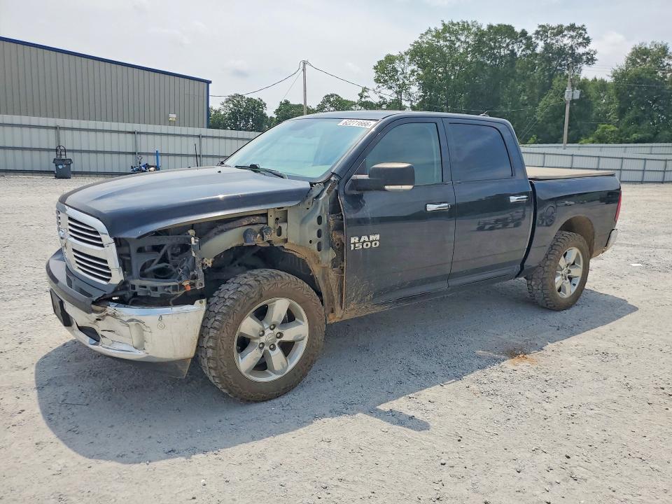 RAM 1500 2017 z numerem VIN 1C6RR7LGXHS632204 - Zdjęcie z aukcji