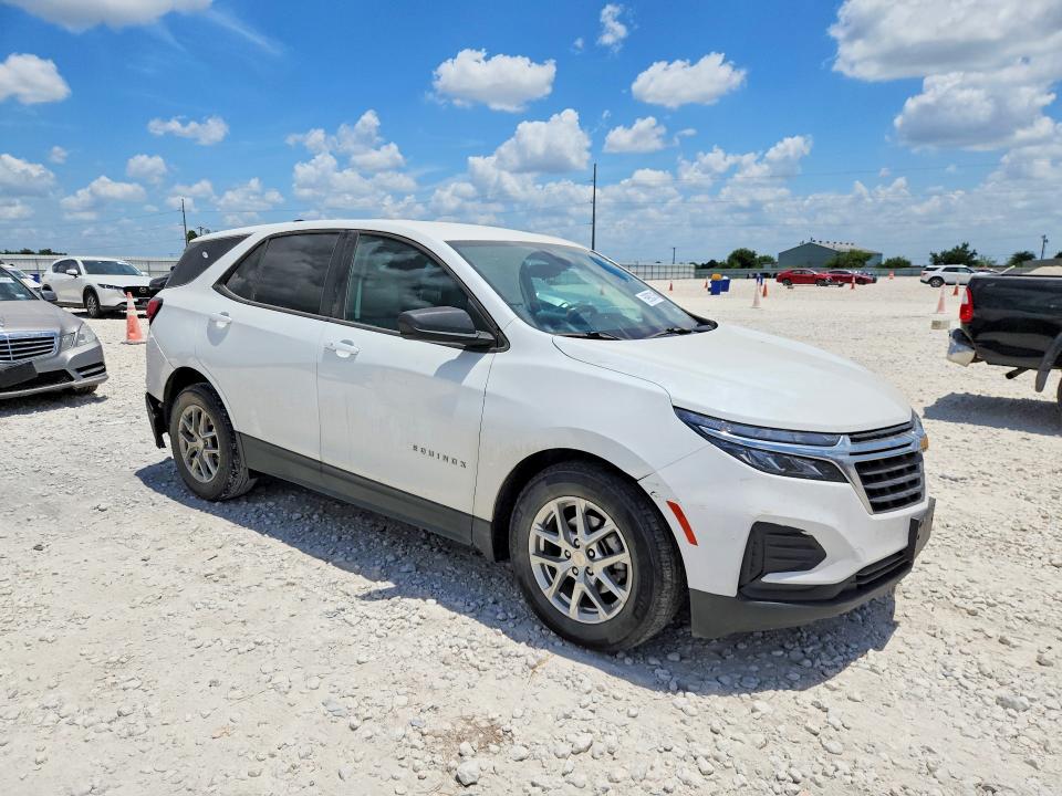 Photo 4 from auction – 2022 CHEVROLET EQUINOX with VIN 3GNAXHEV7NS146745