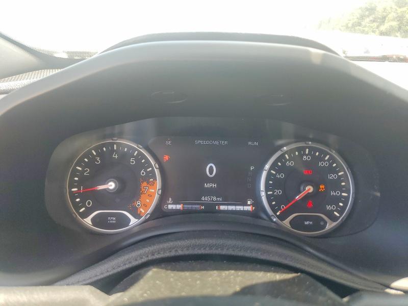 Photo 9 from auction – 2018 JEEP RENEGADE with VIN ZACCJBCBXJPH51461