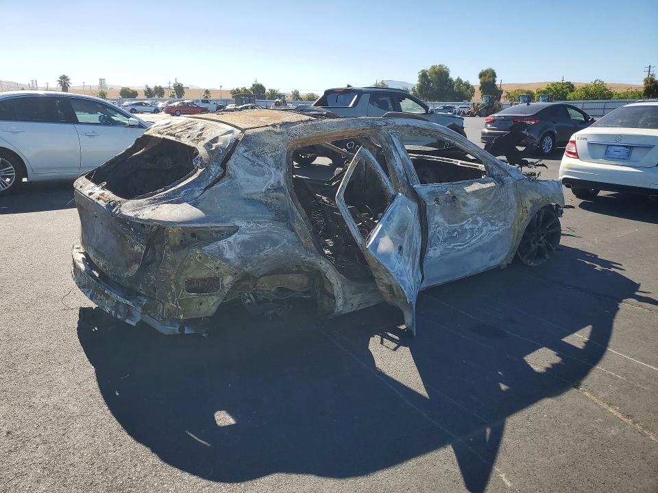 Photo 3 from auction – 2017 INFINITI QX30 with VIN SJKCH5CP3HA025862