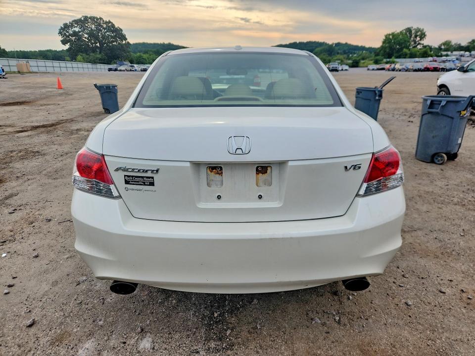 Photo 6 from auction – 2010 HONDA ACCORD with VIN 5KBCP3F88AB004096
