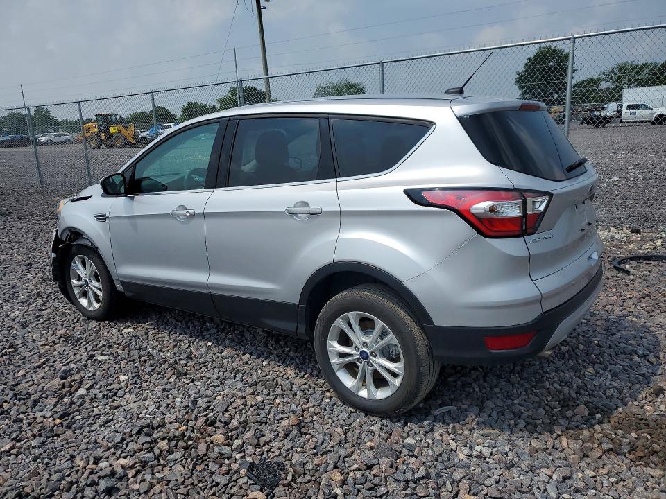 Photo 2 from auction – 2017 FORD ESCAPE with VIN 1FMCU9GD4HUF04212