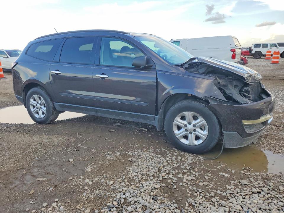 Photo 4 from auction – 2013 CHEVROLET TRAVERSE with VIN 1GNKRFED2DJ215285