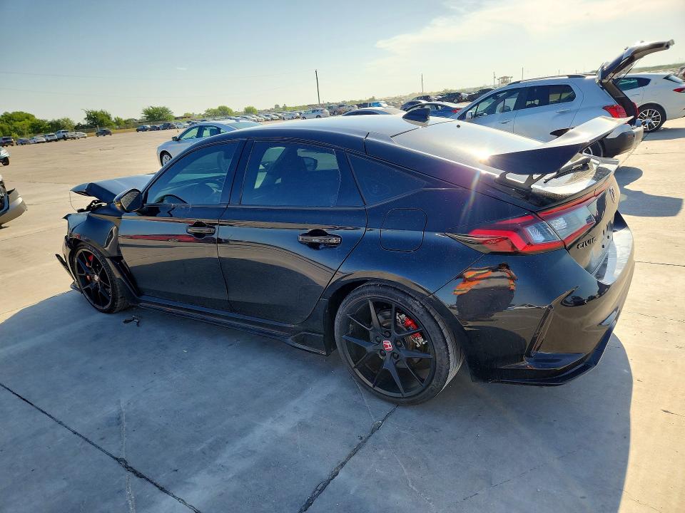 Photo 2 from auction – 2024 HONDA CIVIC with VIN JHMFL5G45RX003633