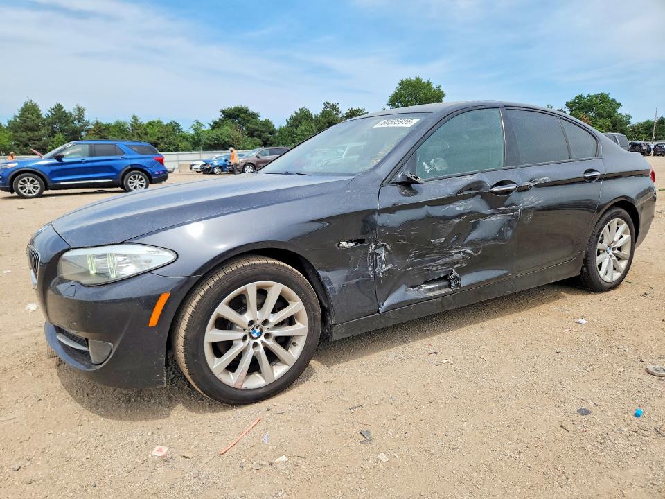 BMW 528 2011 with VIN WBAFR1C51BDS36825 - Photo from auction