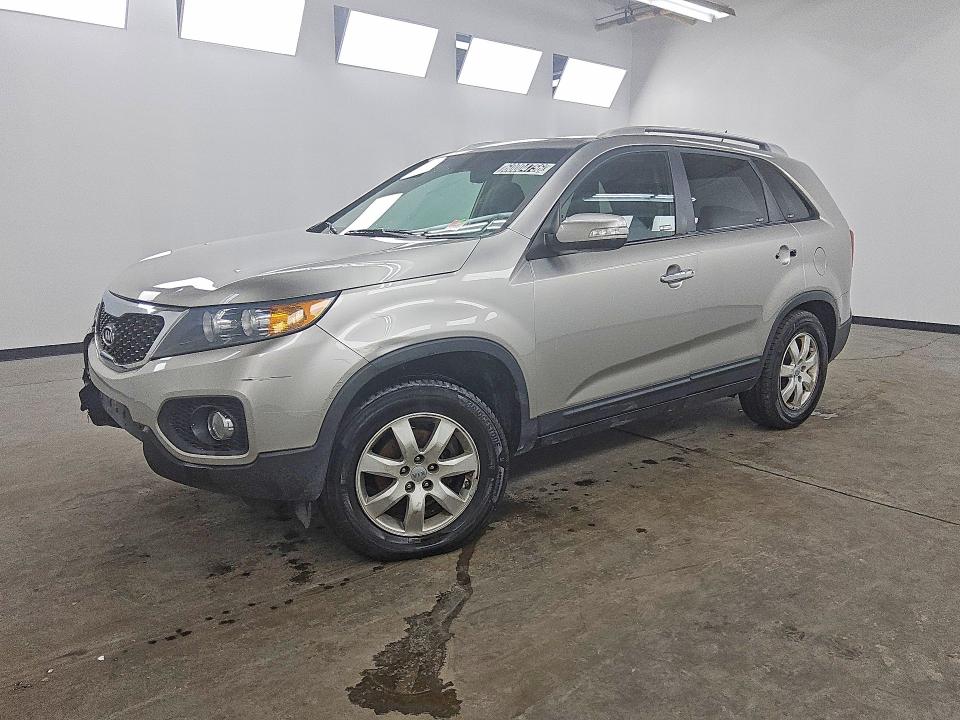 Photo 1 from auction – 2013 KIA SORENTO with VIN 5XYKT3A61DG345719