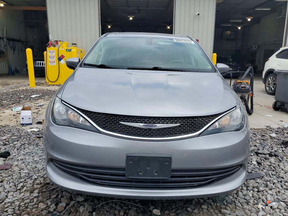Photo 5 from auction – 2019 CHRYSLER PACIFICA with VIN 2C4RC1CGXKR734103