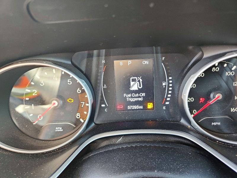 Photo 9 from auction – 2020 JEEP COMPASS with VIN 3C4NJDBB2LT156105