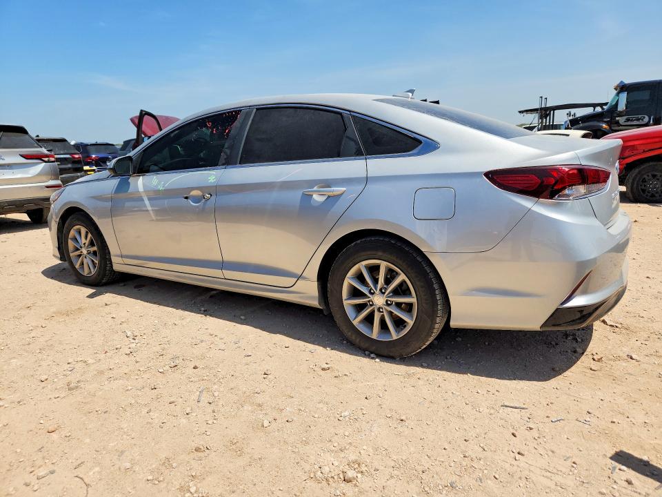 Photo 2 from auction – 2019 HYUNDAI SONATA with VIN 5NPE24AA6KH775147
