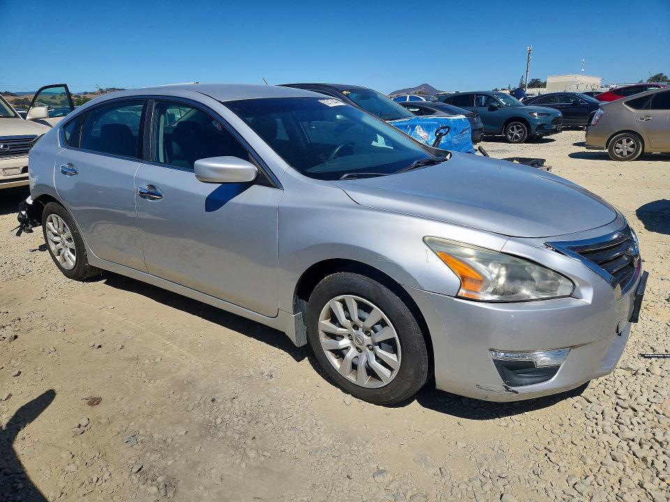 Photo 4 from auction – 2015 NISSAN ALTIMA with VIN 1N4AL3AP2FC150794