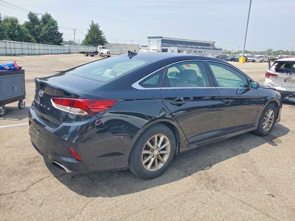 Photo 3 from auction – 2019 HYUNDAI SONATA with VIN 5NPE24AF8KH784444