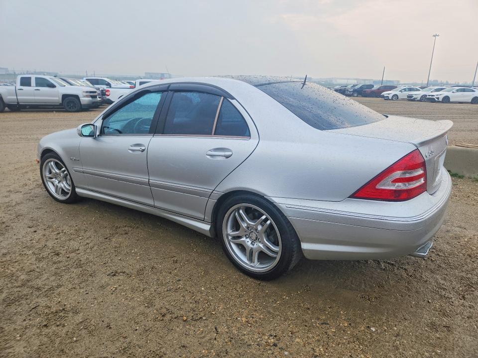Photo 2 from auction – 2005 MERCEDES-BENZ C with VIN WDBRF76J95F618547