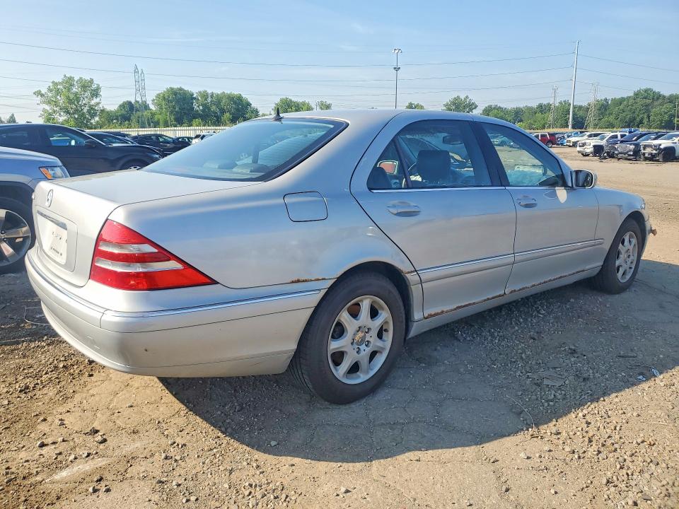 Photo 3 from auction – 2000 MERCEDES-BENZ S with VIN WDBNG75J4YA030487