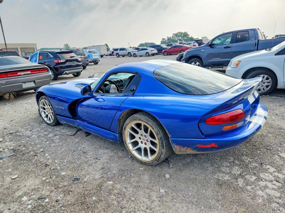 Photo 2 from auction – 1997 DODGE VIPER with VIN 1B3ER69E1VV300901