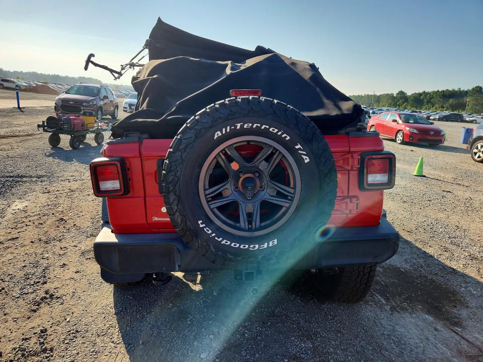 Снимка 6 от търг – 2020 JEEP WRANGLER UNLIMITED с VIN 1C4HJXDN3LW180445