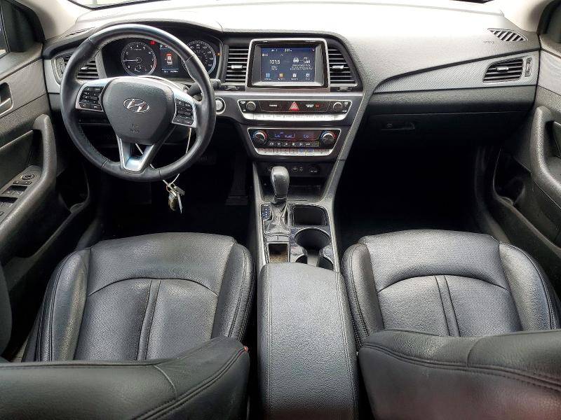 Photo 8 from auction – 2019 HYUNDAI SONATA with VIN 5NPE34AF2KH751761