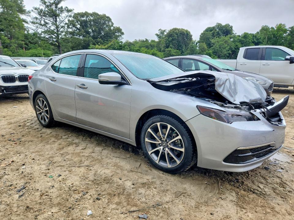 Photo 4 from auction – 2017 ACURA TLX with VIN 19UUB3F50HA001897