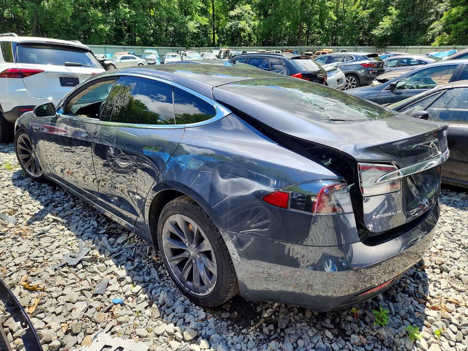 Photo 2 from auction – 2018 TESLA MODEL S with VIN 5YJSA1E23JF278304
