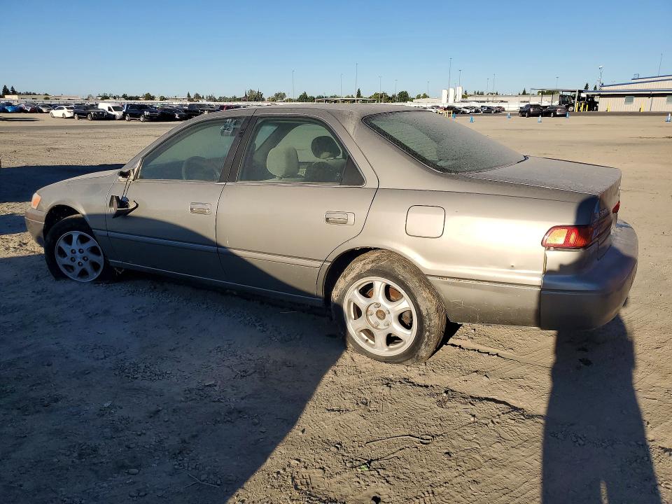 Photo 2 from auction – 1998 TOYOTA CAMRY with VIN JT2BF22K1W0112230