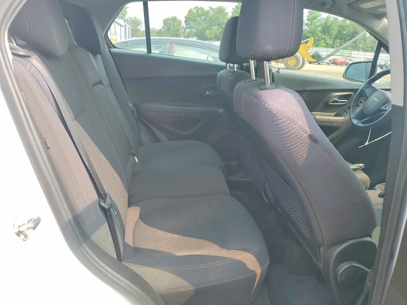 Photo 10 from auction – 2017 CHEVROLET TRAX with VIN 3GNCJKSBXHL288832