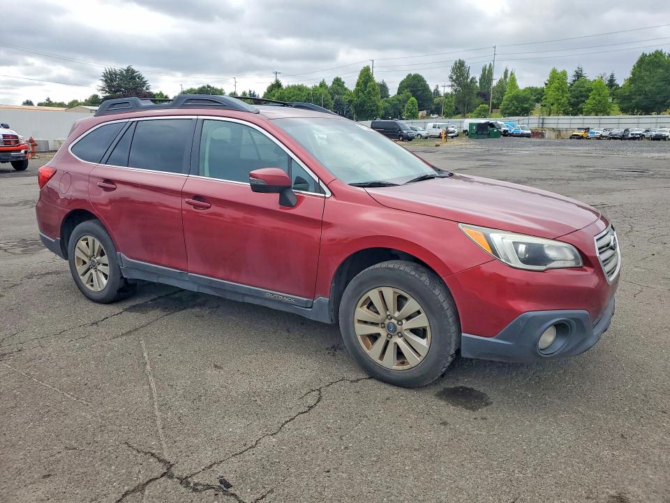 Photo 4 from auction – 2015 SUBARU OUTBACK with VIN 4S4BSAHC1F3296821